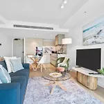 Luxury One Bedroom Apartment - Coasthm