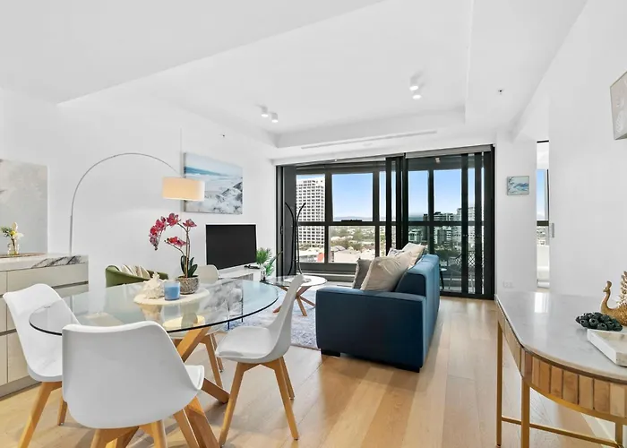 Luxury One Bedroom Apartment - Coasthm