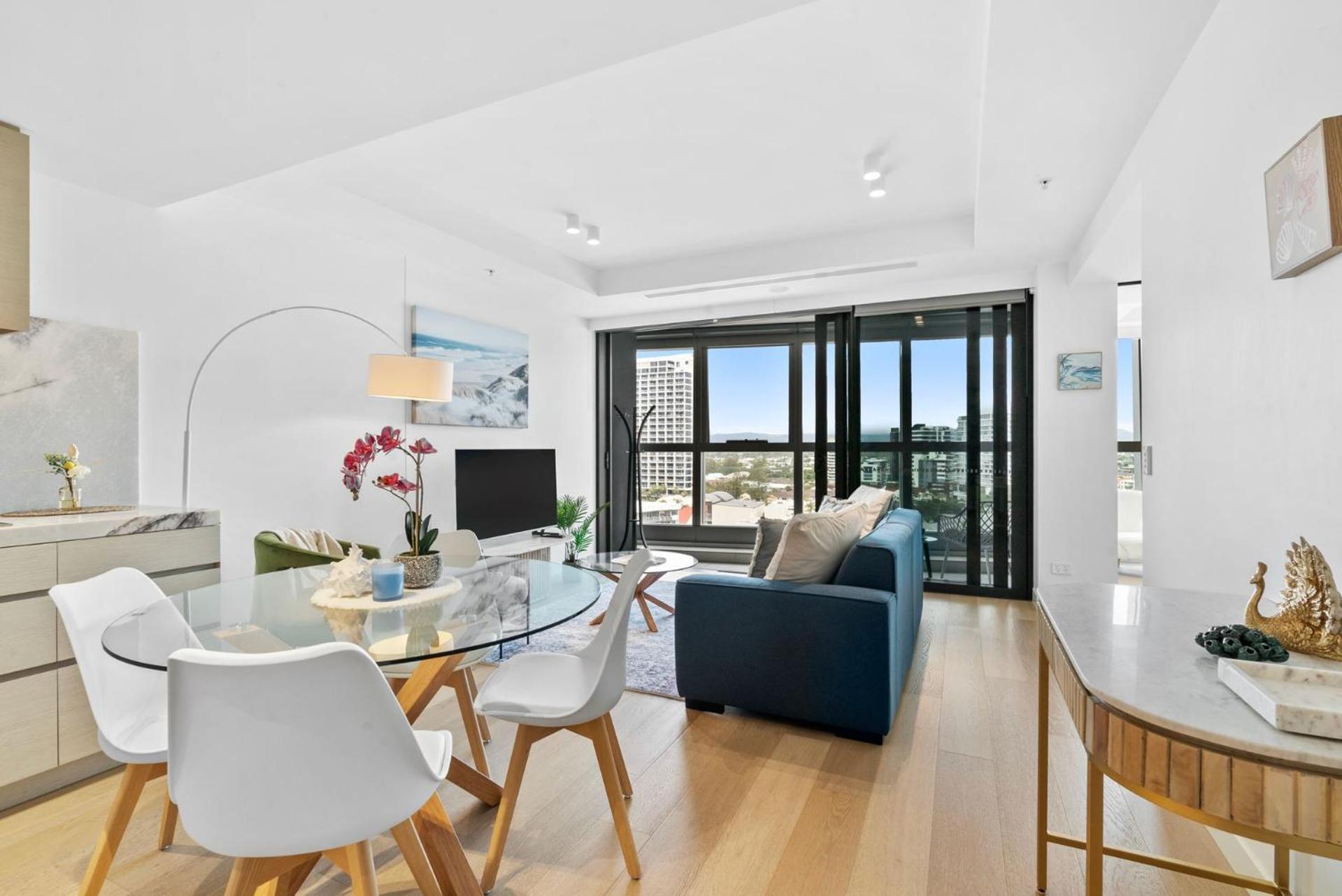 Luxury One Bedroom Apartment